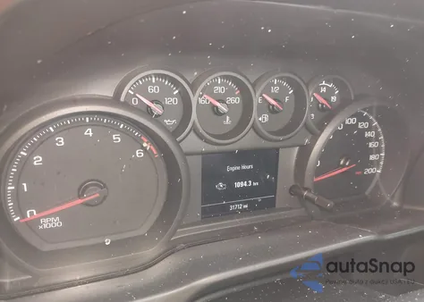 2021 Chevrolet Silverado 1500 4Wd Short Bed Custom Trail Boss/4Wd Standard Bed Custom Trail Boss from USA, damaged, VIN 1GCPYCEF0MZ259420